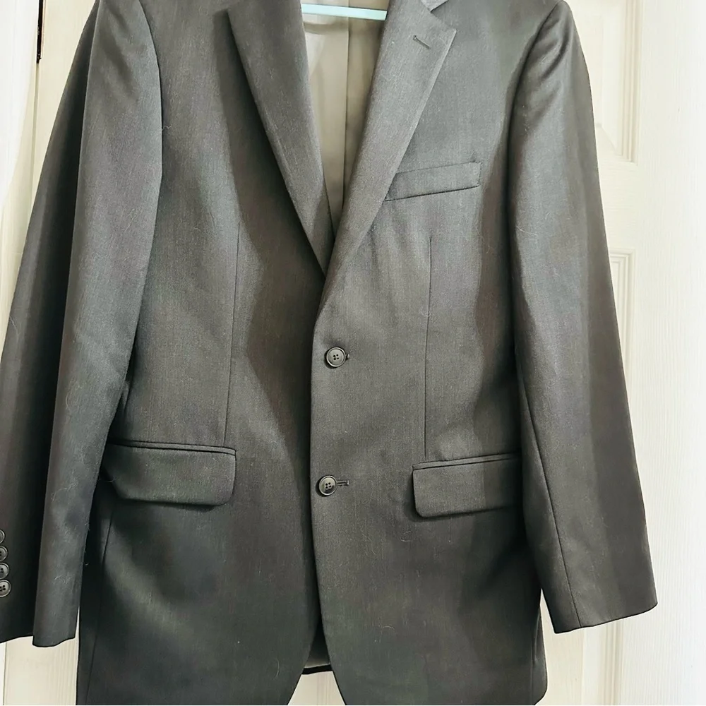 Jos A Bank Tailored Fit Travelers 100% Wool Dark Grey Blazer Sport Jacket 38L